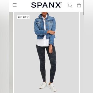 Spanx camo look at me now leggings size small NWT